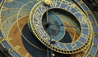 Zodiak Bulan Juli: Waktunya Move On dari Mercury Retrogade