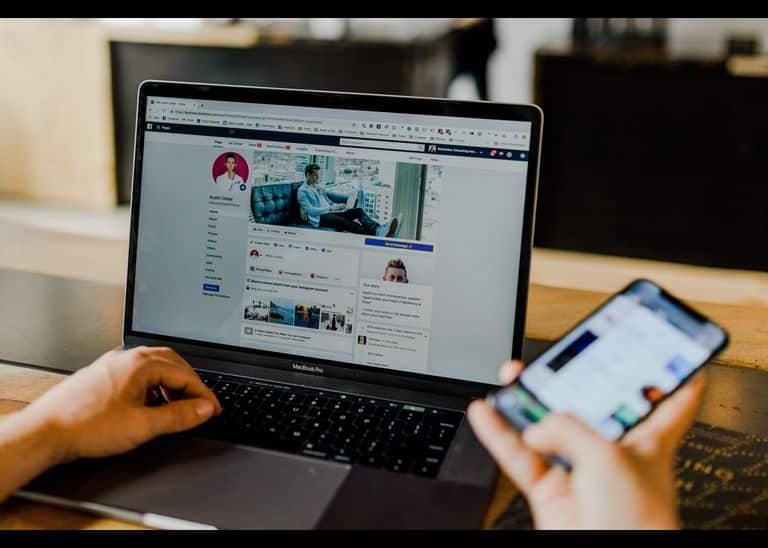 Apa itu Social Media Specialist?