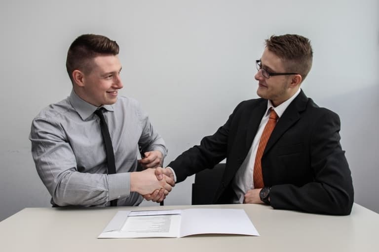 10 Pertanyaan yang Sering Ditanyakan Saat Interview Kerja!