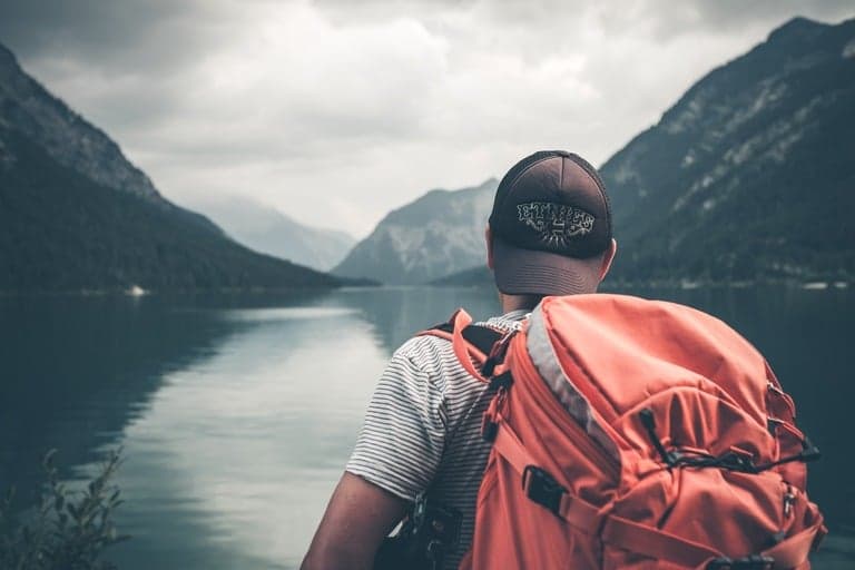 5 Alasan Kenapa Kamu Harus Solo Travelling!