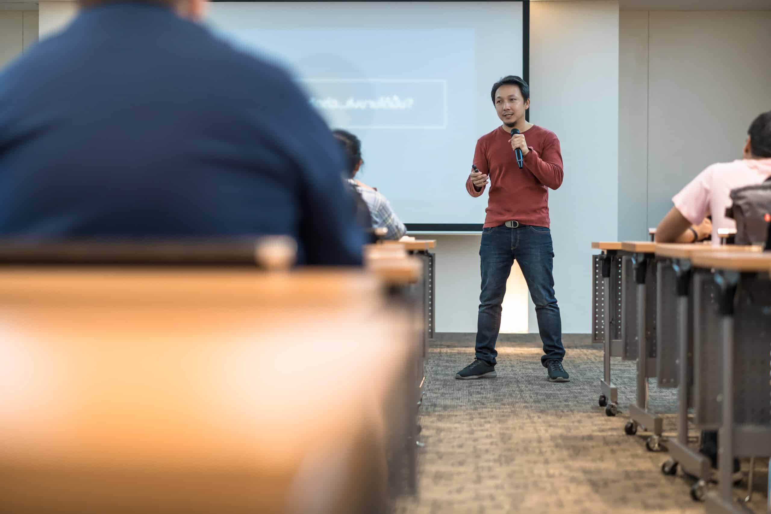 Tips Public Speaking dalam Bahasa Inggris dengan Percaya Diri