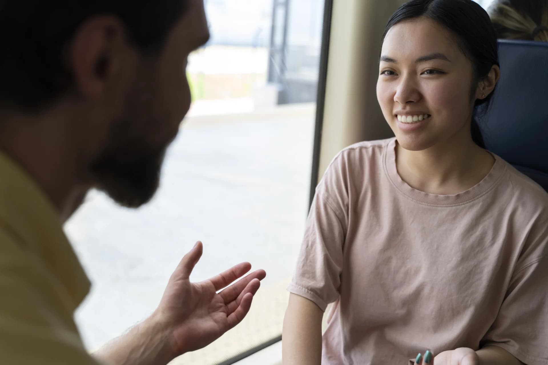 English Conversation Class: Tingkatkan Percaya Diri Berbicara Bahasa Inggris