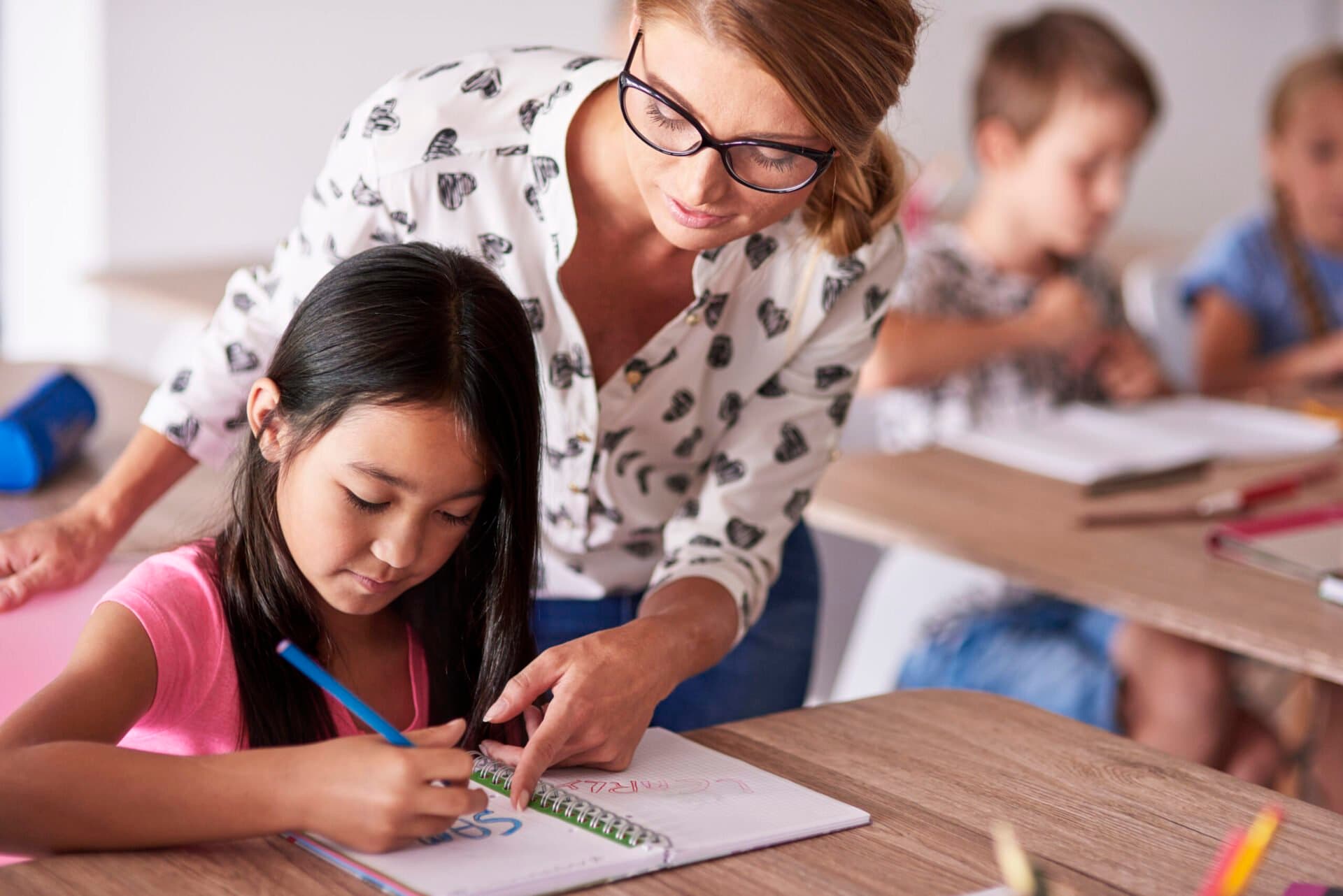 Panduan Lengkap Penggunaan Kata “-ing” dalam Bahasa Inggris